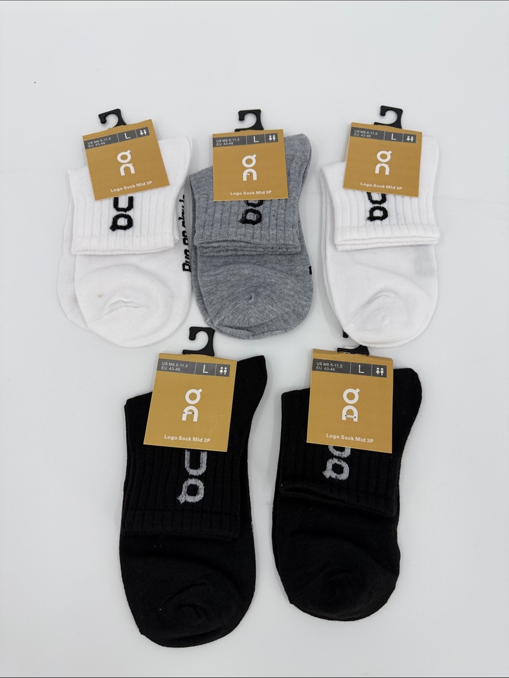 On Running Logo Mid Socks 5 Pairs — White, Gray, Black